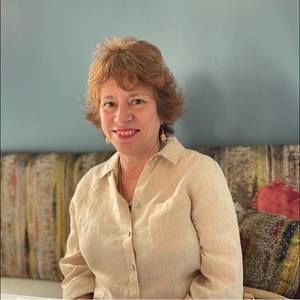 Meet your Posher, Peggy